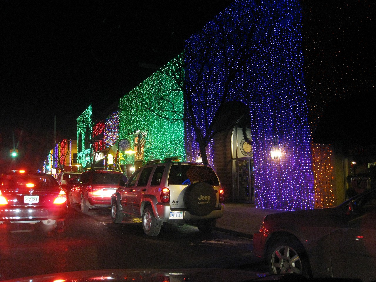 Christmas 2007 Burns Rochester Lights 064.jpg - Christmas 2007! The Misselhorn, Kasdorf and Burns families come together for the celebration! Lots of talk, food, presents, food and visiting.